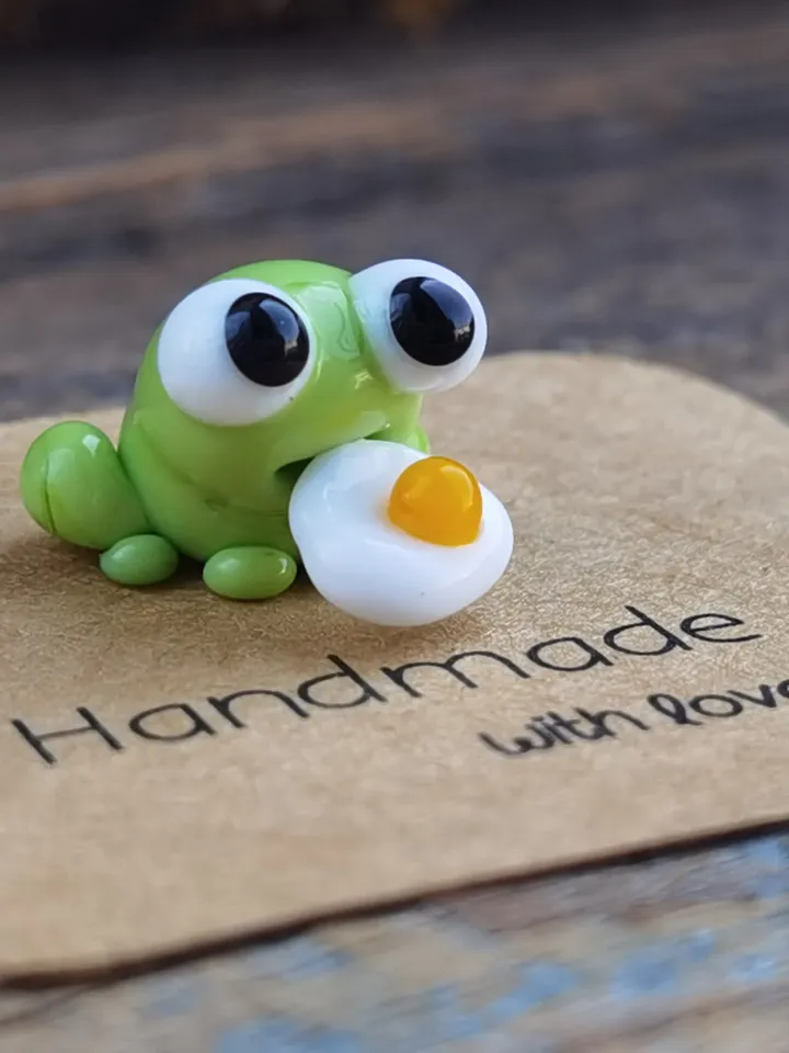 MONEY Frog gifts glass Frog figurine Tiny frog miniature miniature fried eggs mini frog figurine micro frog Frog ornament Dollhouse decor