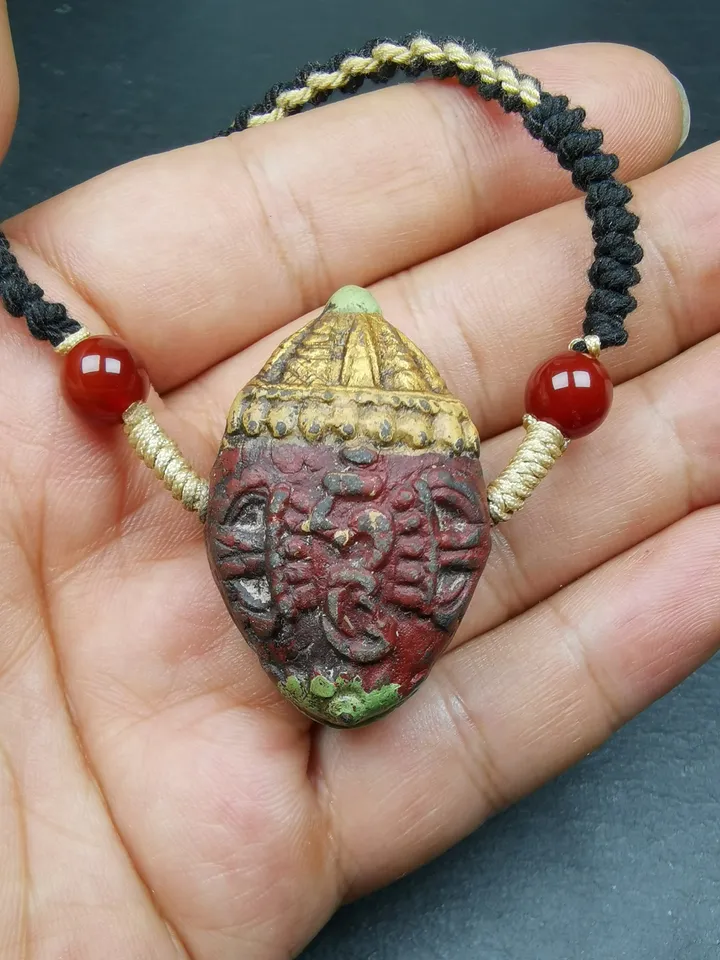 Gandhanra Old Tibetan Stupa Tsa Tsa Amulet, Double-sided Vajra and Bodhi Leaf Shape Pendant,30 Years Old