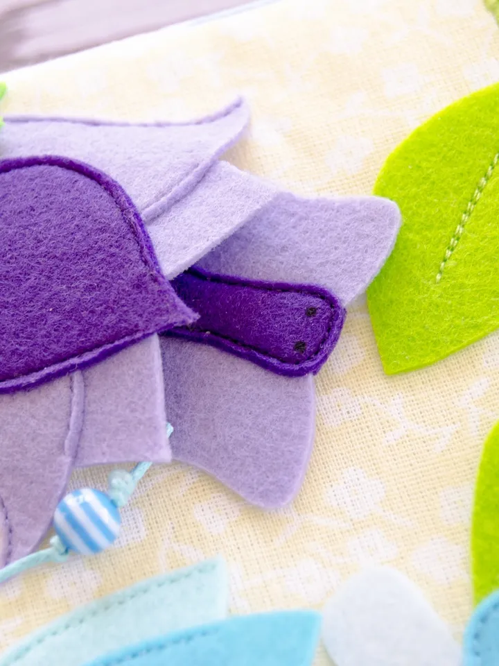 Quiet book page, Flowers and insects, PDF sewing pattern, SVG files