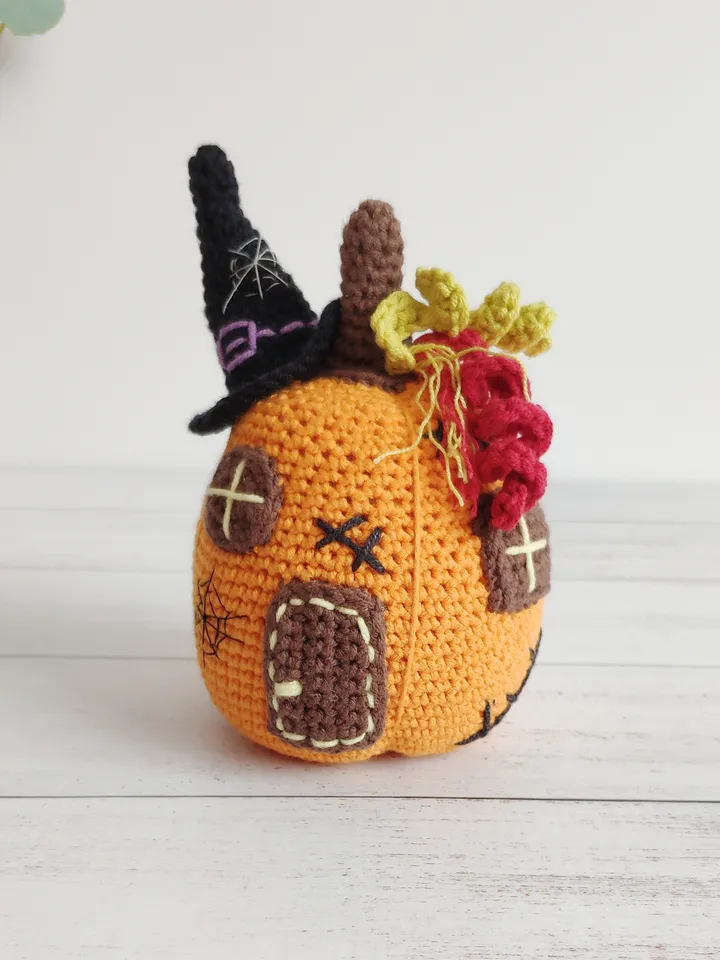 Halloween Pumpkin House Easy Crochet pattern