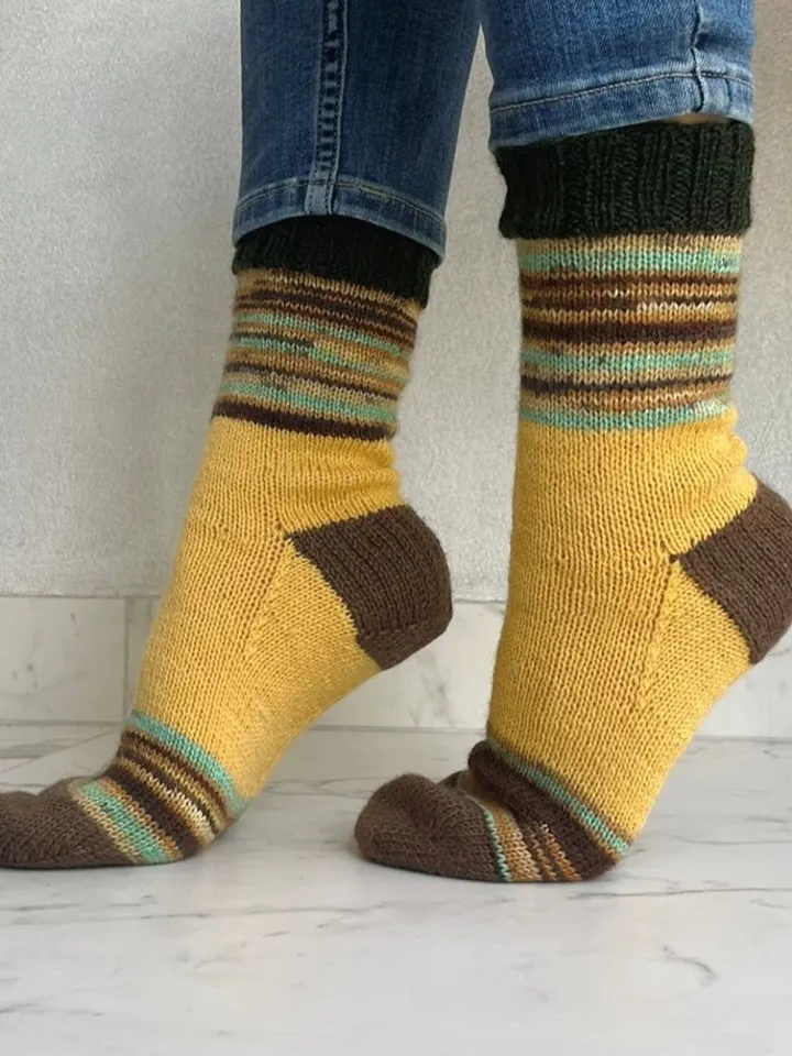 Handmade womens socks | Warm knitted accessory