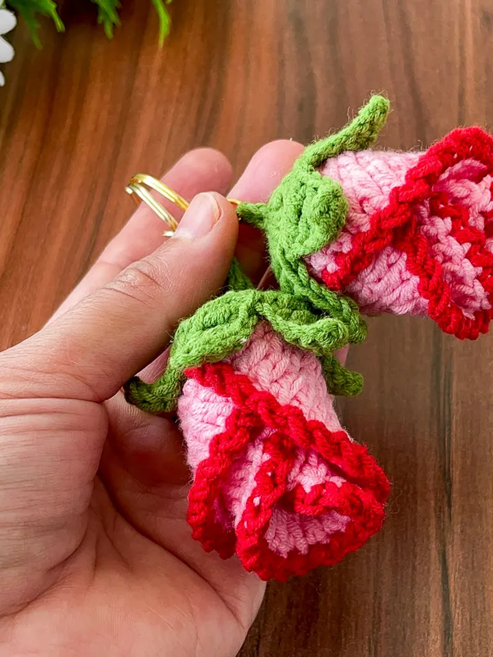 Crochet Rose Keychain Pattern, Simple 3D Flower Tutorial for Unique Bag Charms, Instant Download Gift Idea