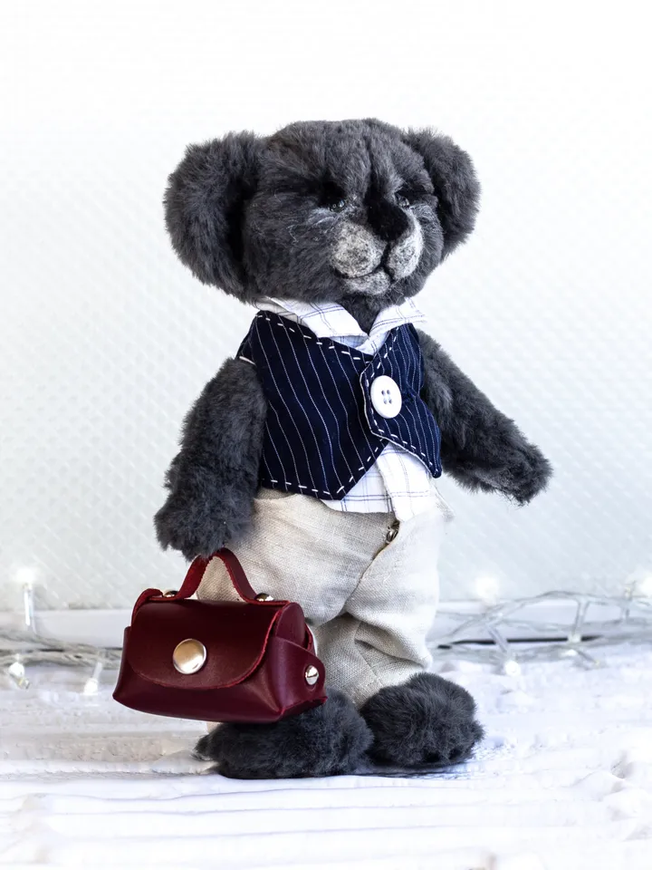 Rare and Adorable Koala Collectible Figurine - Limited Edition Must-Have for Collectors