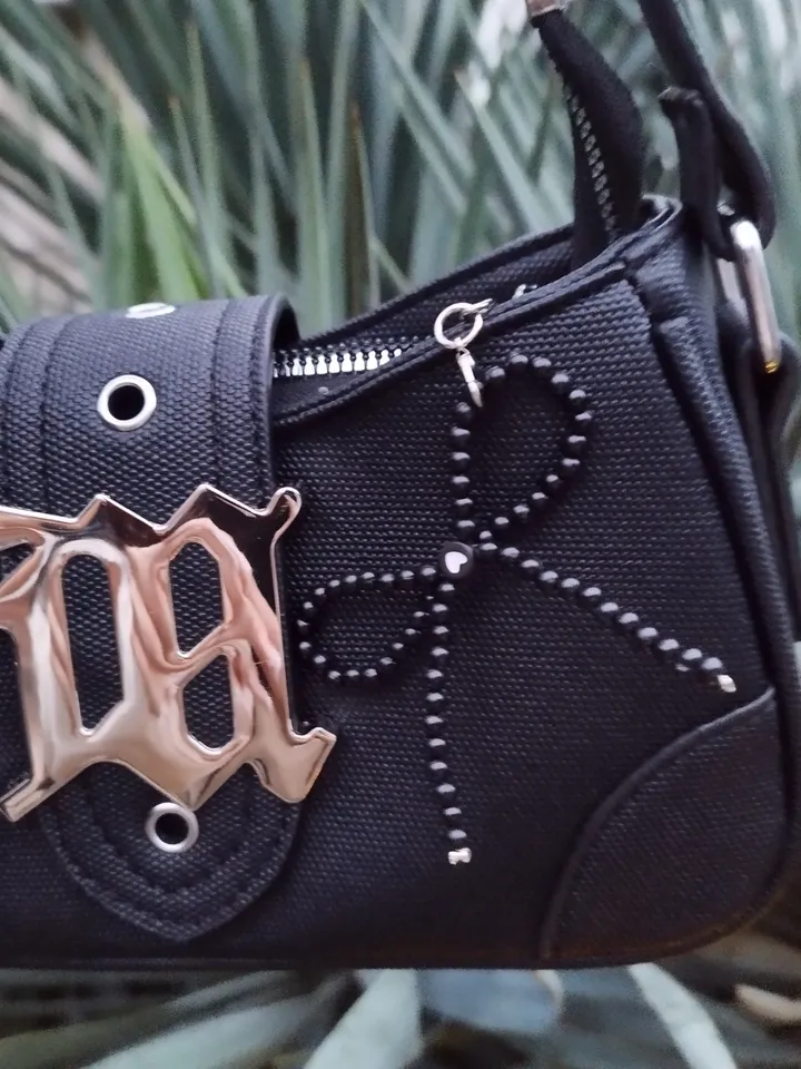 Bow keychain