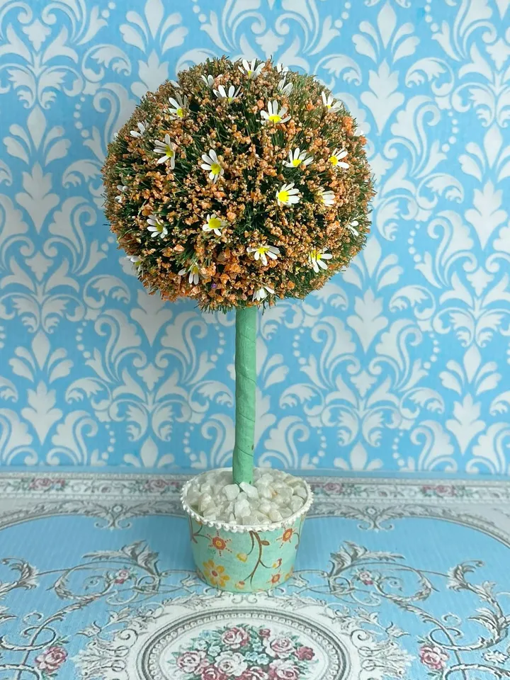 Topiary for a dollhouse. 1:12. Handmade. Plant for a doll.