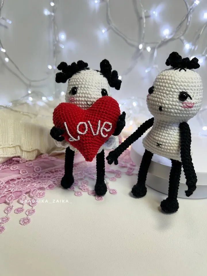 PDF Dolls in Love Crochet Pattern, Amigurumi Couple, Valentine's Day Gift, Crochet Doll Boy and Girl, Heart Pattern, Cute Small Toy PDF