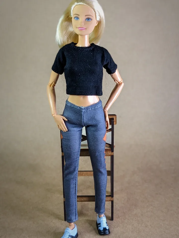 Black T-shirt & Gray leggins for 1/6 scale fashion female dolls