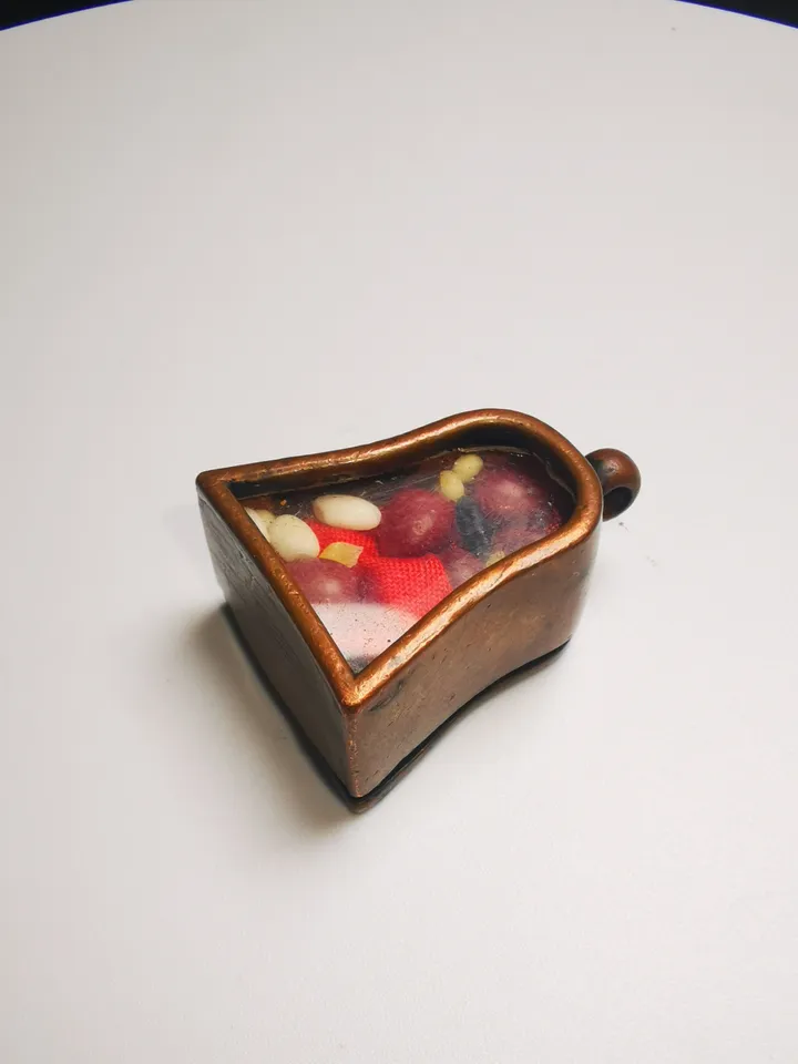 Gandhanra Antique Handmade Gau Ghau Shrine, Mini Tibetan Buddhist Altar Amulet Pendant,Made of Red Copper