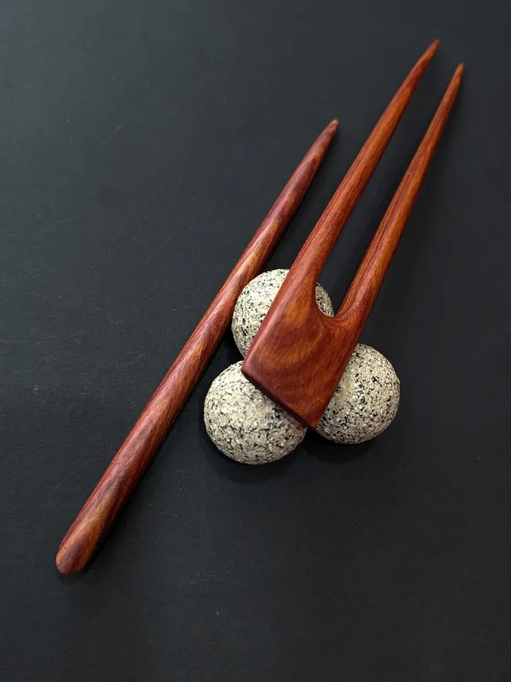 Classic set of wooden hairpin and hair stick made of valuable pao rose wood. Handmade carved hairpins.