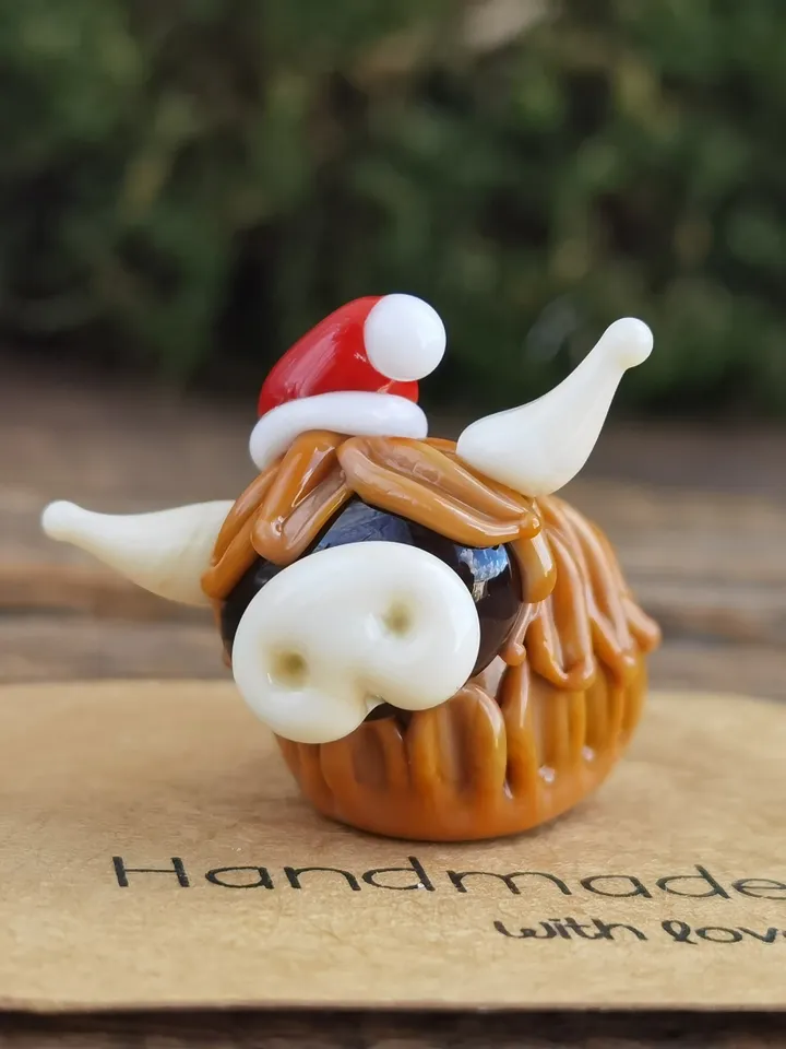 Highland cow Christmas figurine GLASS FIGURINES Cow figurine Glass cow Miniature cow tiny cow Tiny glass animals Farm animals Terrarium