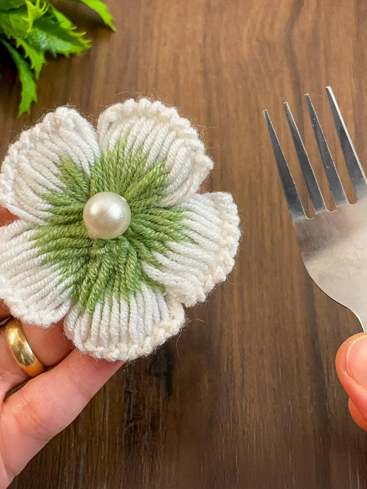 Elegant Crochet Flower Pattern, 3D Floral Applique PDF, Handmade Layered Petal Design, DIY Crochet Brooch Tutorial, Instant Download