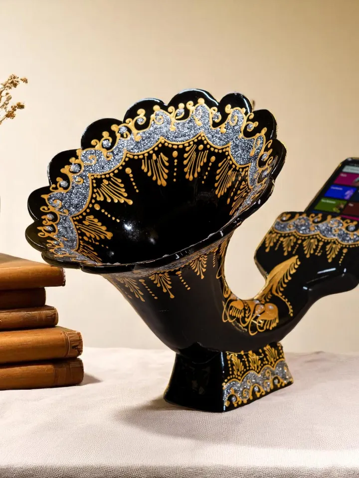 Handpainted Gramophone Phone Speaker, Ceramic Audio Dock, Unique iPhone Speaker Gift, Home Decor, Gift For Him, Ceramic Phone Holder