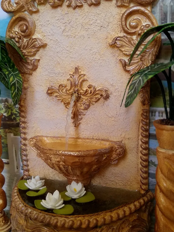 Miniature fountain. Fountain for the collection of dolls.1:12 scale.Handmade. Fountain for a doll. Miniature.