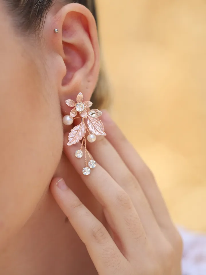 Rose Gold Floral Bridal Earrings, Crystal Wedding Earrings, Floral Jewelry Set, Pearl Jewelry, Boho Wedding Earrings, Statement Earrings