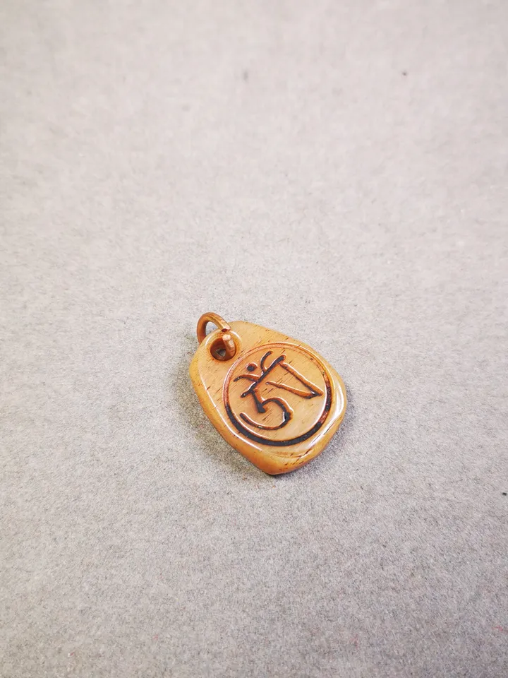 Gandhanra Tibetan Bone Carved Amulet,Om Pendant for Mala,Prayer Beads Accessories