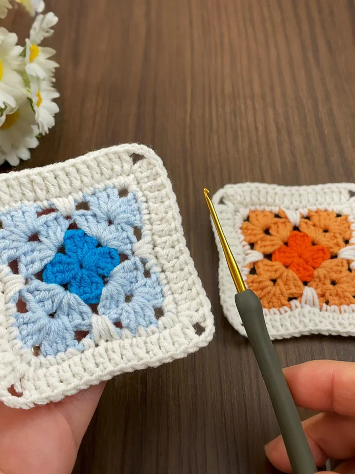 Floral Granny Square Crochet Pattern PDF, Flower Motif Tutorial for Beginners, DIY Blanket, Pillow, or Bag Design