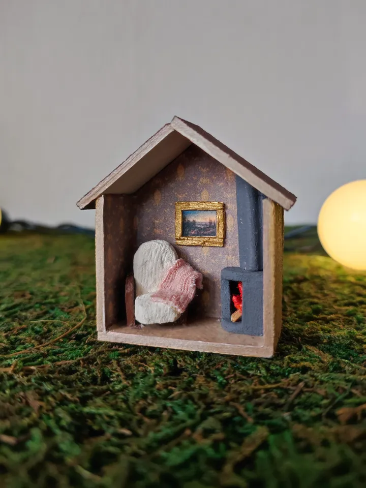 Micro Hall with Fireplace Miniature Doll House With Furniture scale 1/100
