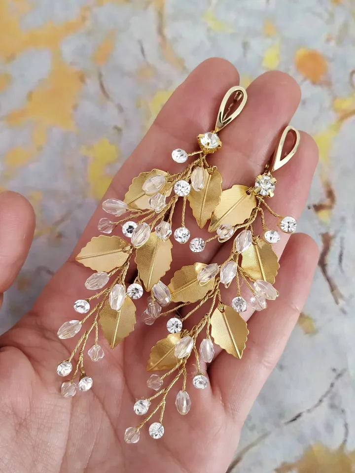 Swarovski Crystal Wedding Earrings Statement Leaf Floral Bridal Earrings Gold Bohemian Jewelry Long Boho Earrings Chandelier Bridal Earrings