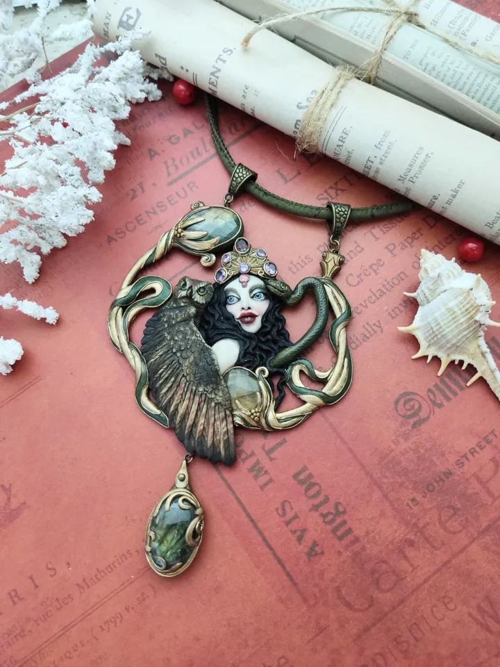 Necklace Mistress of the Forest, owl necklace, snake necklace, forest necklace,necklace with stones, labradorite