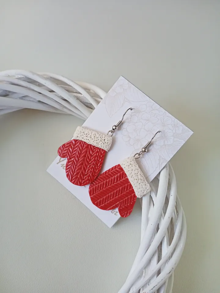 Red knitted mittens earrings/Christmas earrings/Xmax posts/Celebration gift/NEW YEAR Party Earrings/Holiday earrings