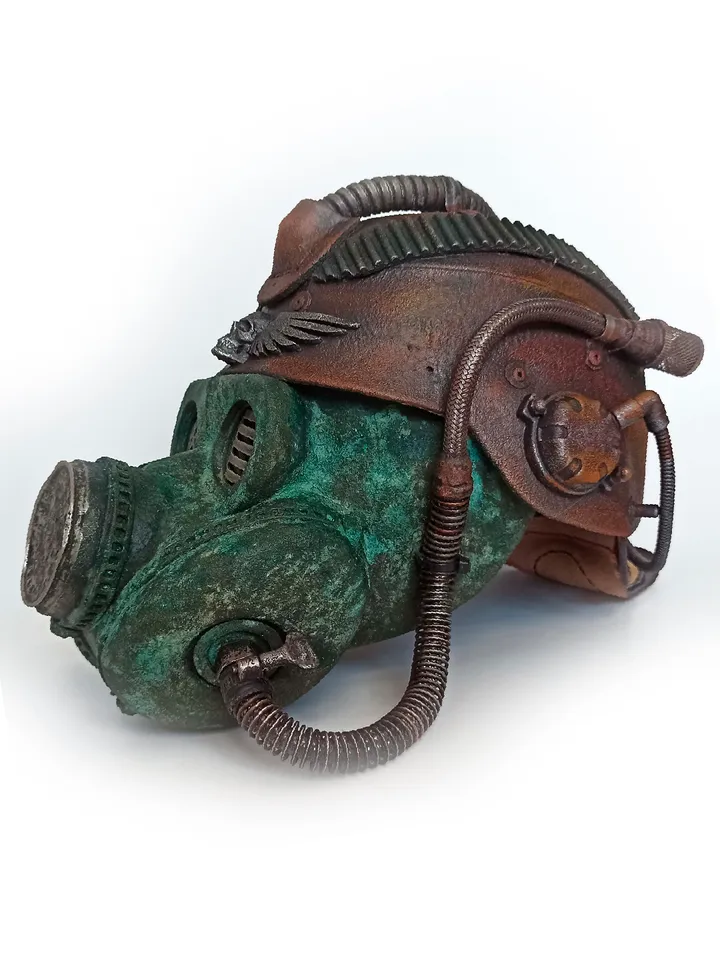Exclusive helmet in post-apocalyptic steampunk cyberpunk styles