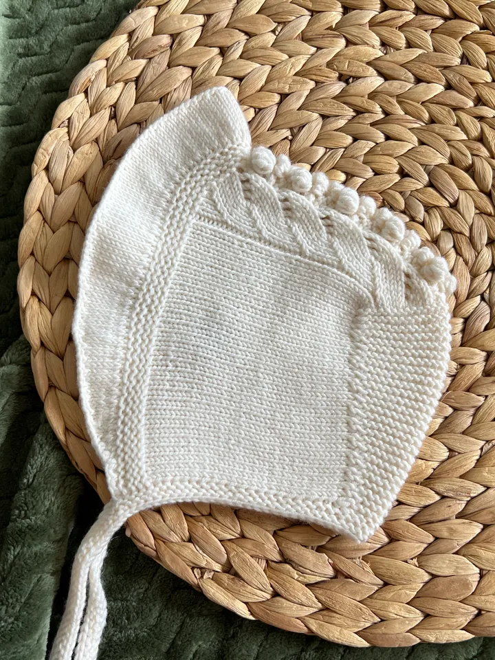 Knitted hat for girls/ Baby girl clothes/ Baby accessories
