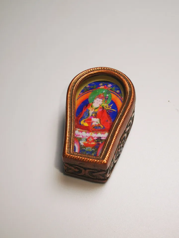 Gandhanra Antique Handmade Gau Ghau Shrine,Guru Rinpoche Gau Amulet, Mini Tibetan Buddhist Altar Amulet Pendant,Made of Red Copper