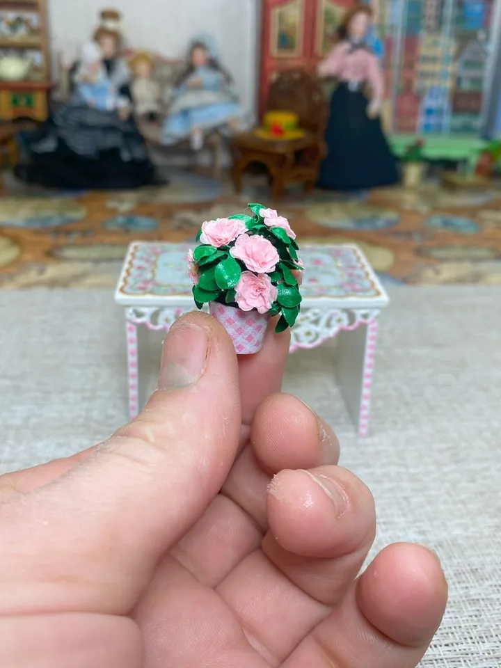 Flower in a flowerpot. miniature dollhouse. 1:12. Plant for a doll. Flowers for a doll.