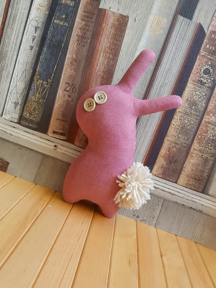 Bunny doll sewing pattern PDF digital tutorial in english, stuffed animal sewing diy