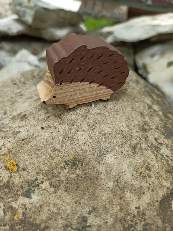 Wooden toy hedgehog,wood squirrel forest animals,Montessori baby toys, first toy