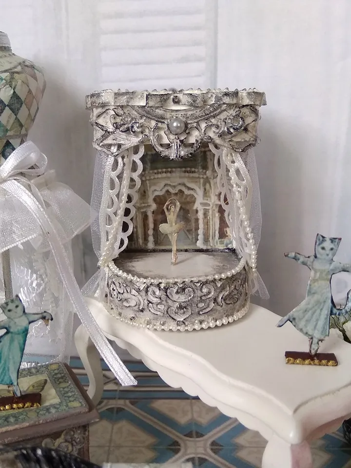 Miniature puppet theater for doll houses.Illuminated theater.1:12 scale.