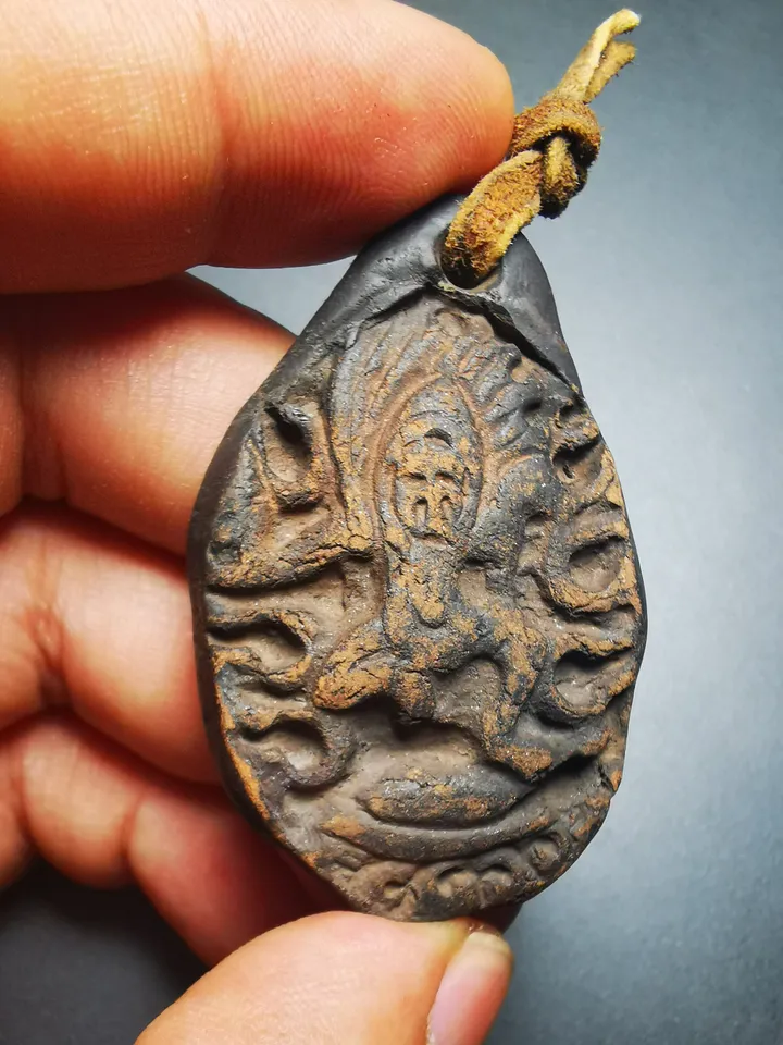 Gandhanra Handmade Tibetan Tsa Tsa Mold Statue, Vajrapani, DIY Tsha Tsha Clay Statue,50 Years Old