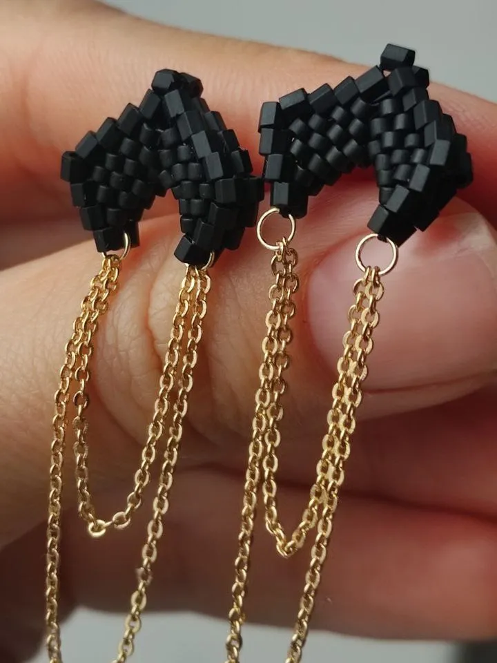 PDF tutorial - Beaded Asymmetric earrings