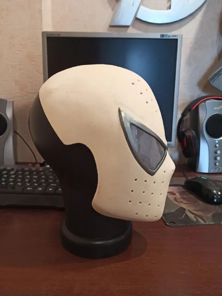 Spider Man Tobey Maguire Face Shell