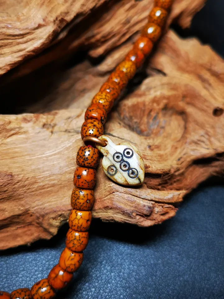 Bone Carved Nubro,Mani Jewel/Wish-Fulfilling Cintamani, Pendant for Mala,Prayer Beads Accessories,Gandhanra Tibetan Amulet