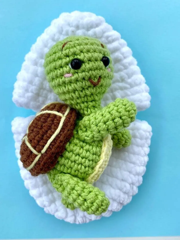 Crochet pattern turtle in egg - Amigurumi tiny animal pattern - English Pdf tutorial - Easter egg decor