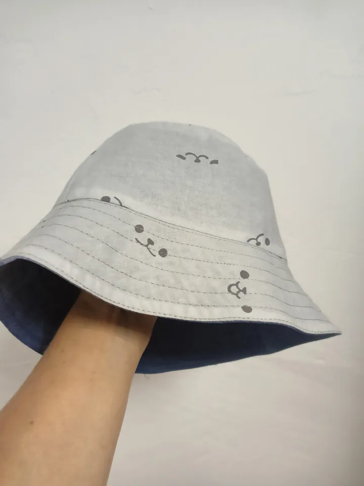 Stylish two-sided denim panama hat. It has a cotton lining