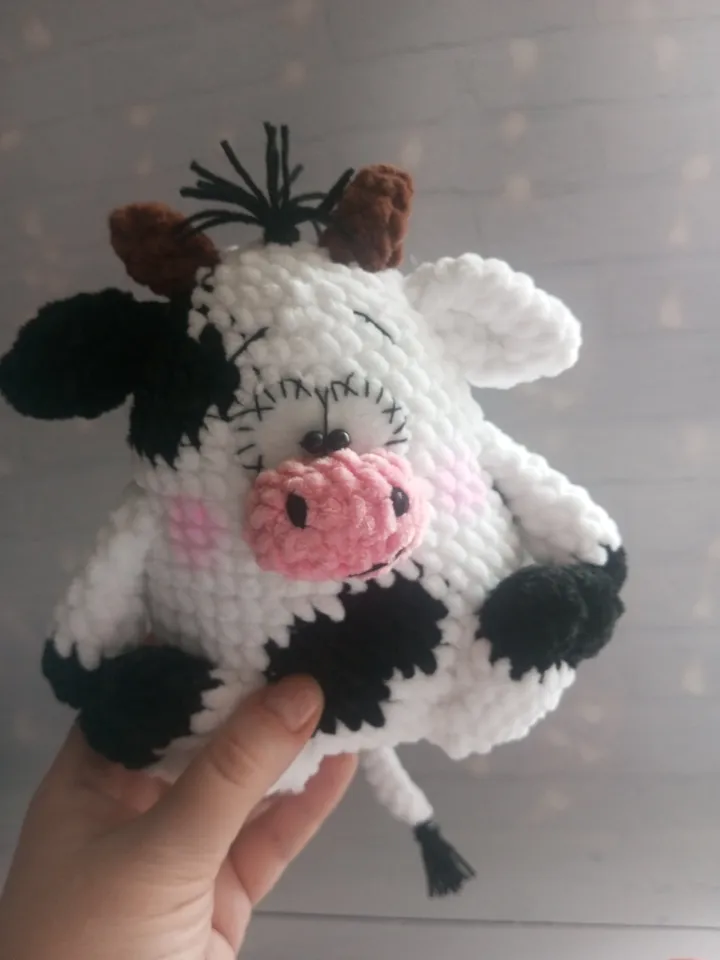 Cow crochet pattern in English in PDF