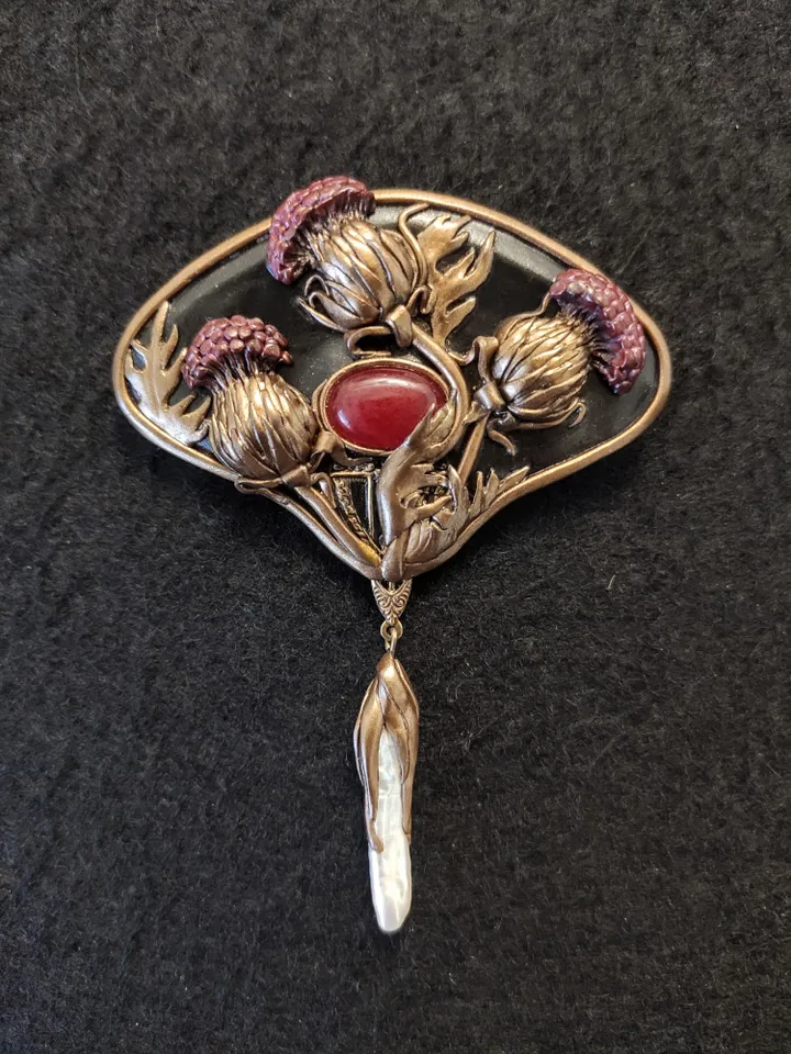 Vintage brooch from Scottish Thistle, Scottish Thistle Flower,Vintage Inspired