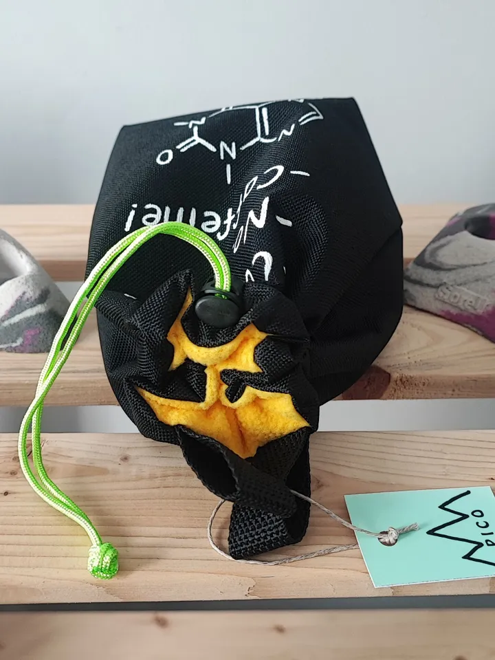 Chalk bag Coffeine for rock climbing and bouldering