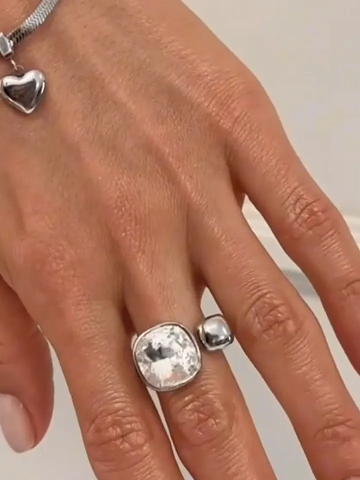 Silver ring with white crystal stone for women, one size adjustable 16-20