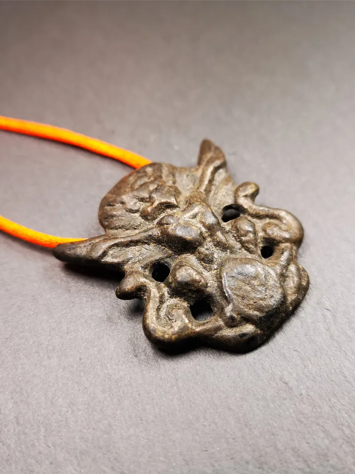 Gandhanra Handmade Tibetan Buddhist Amulet Garuda,Garula,Suparna,Golden-winged Bird Pendant,Made of Thokcha,1.65&quot;