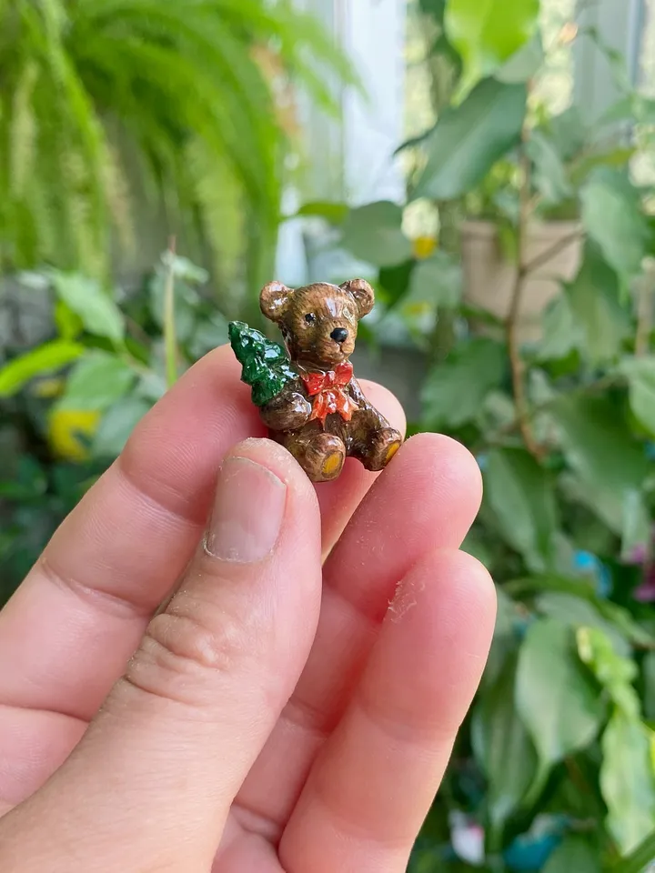Vintage ceramic figurines for a dollhouse. 1:12. Mini figurines for a doll. Dollhouse accessories.