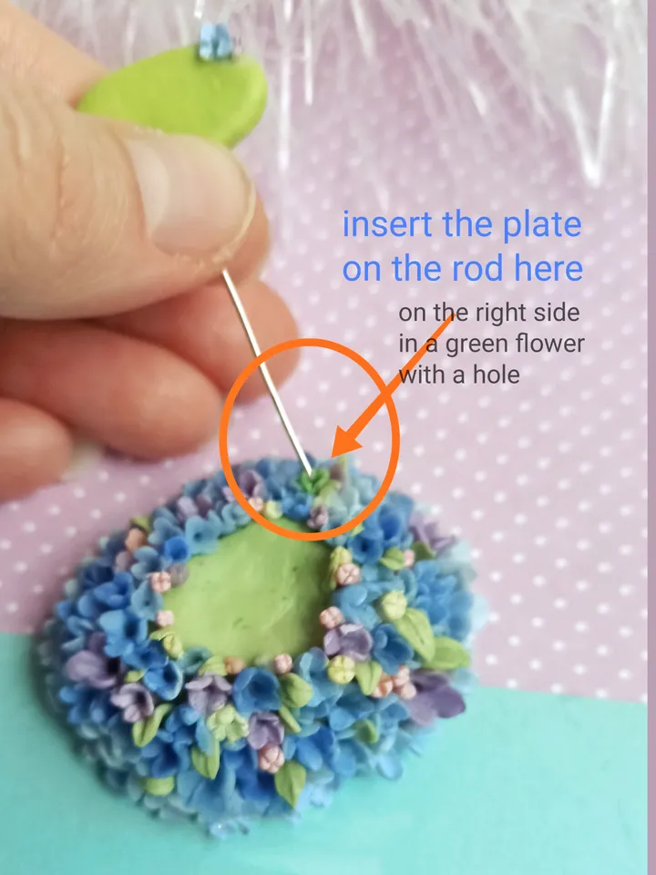 a tiny chinchilla figurine on the blue flower base with nameplate (US discount)