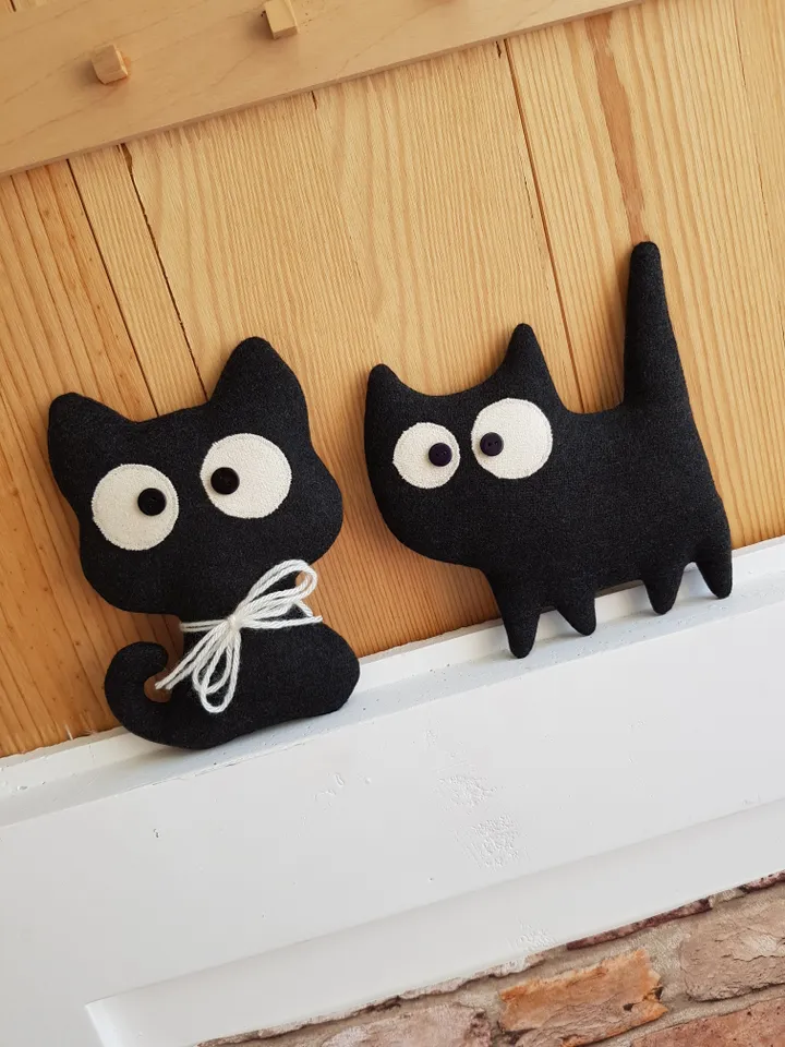 Black cat pattern PDF for sewing Halloween doll, digital tutorial in english
