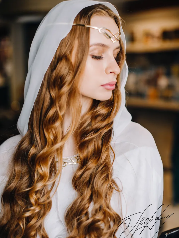 Narrow and light diadem universal accessory, boho and romantic style evening prom tiara, elven jewelry Florence