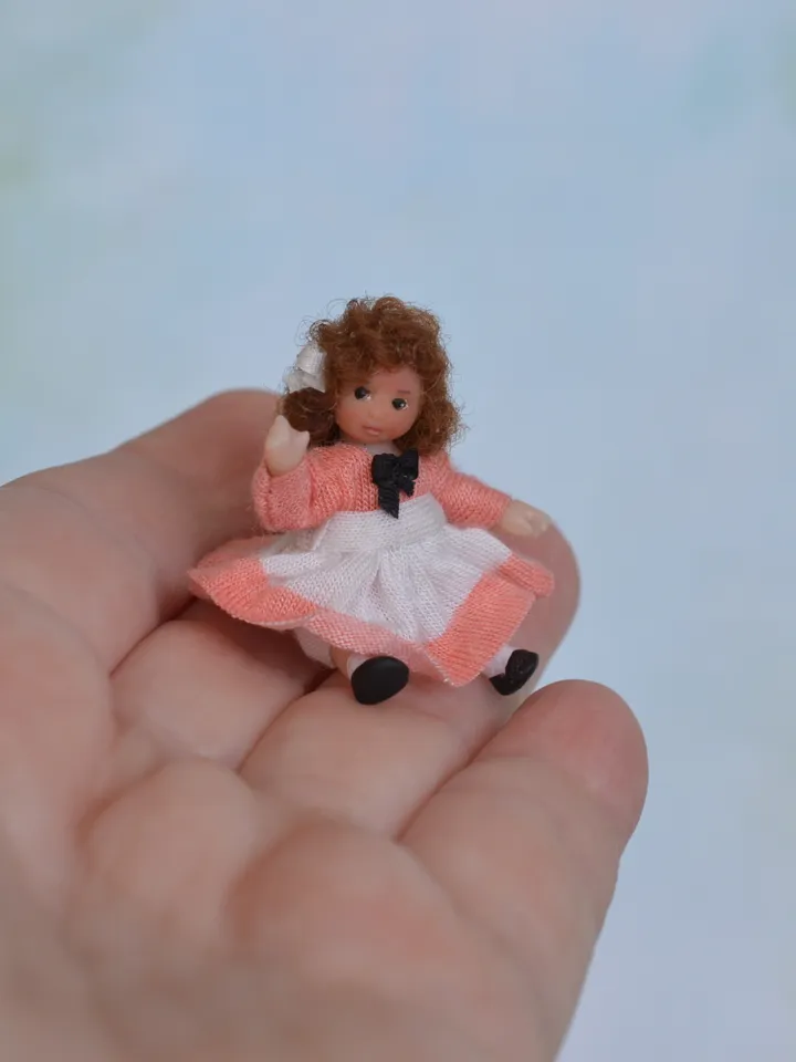 Miniature toy doll in 24th scales