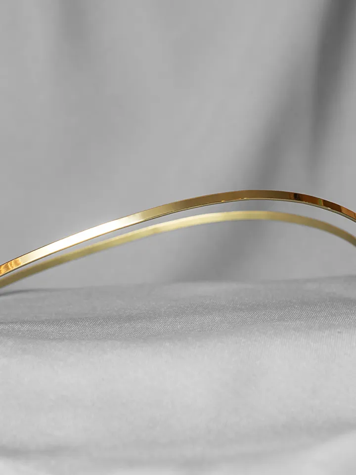 Minimalistic romantic casual styled diadem, fantasy wedding bridal headpiece, elven jewelry Milano