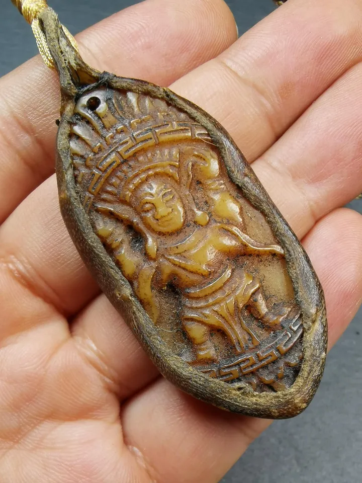 Mysterious Tibetan Buddha Statue Amulet,Gandhanra Old Tibetan Yak Bone Carved Pendant,70×29mm
