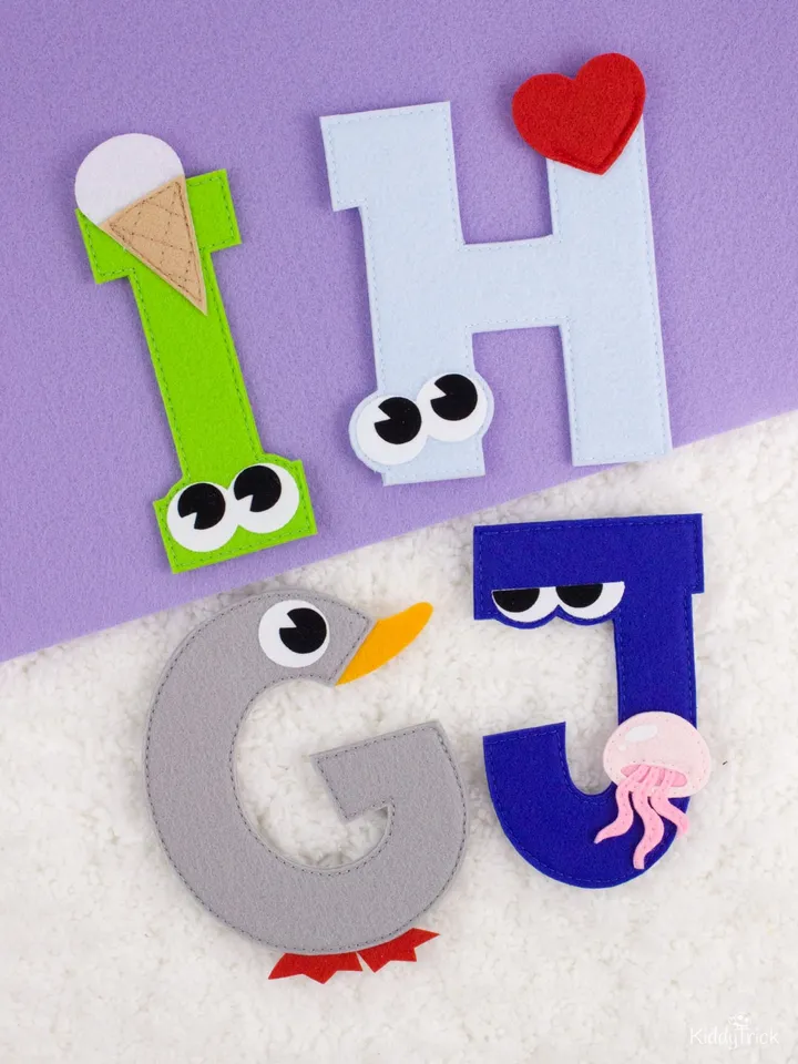 Felt English Alphabet with Eyes - Sewing Patterns